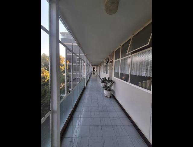 2 BEDROOM FLAT FOR SALE IN THREE RIVERS
